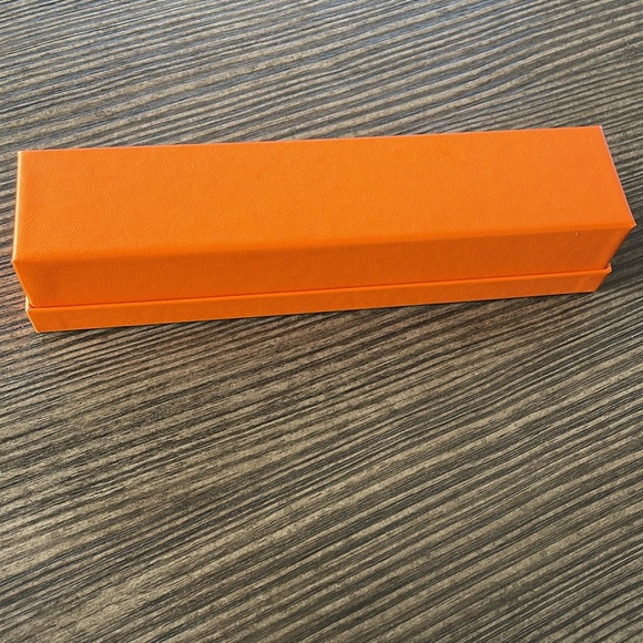 Hermes Box - Picture 4 of 5